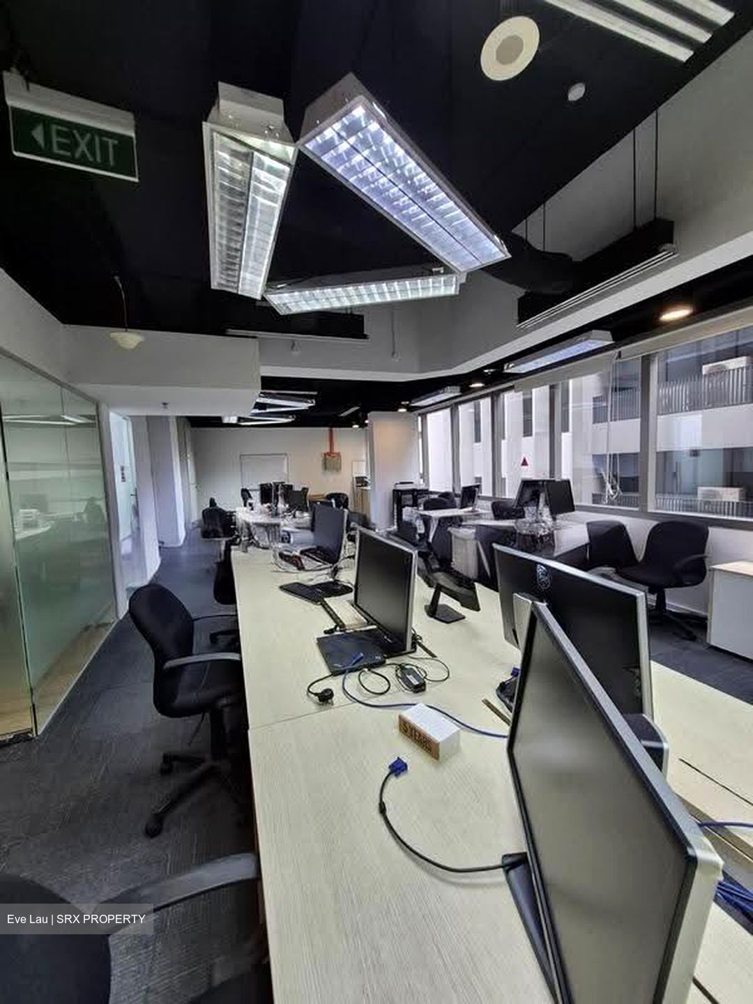 Robinson 112 (D1), Office #625239441